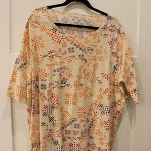 LuLaRoe Irma top